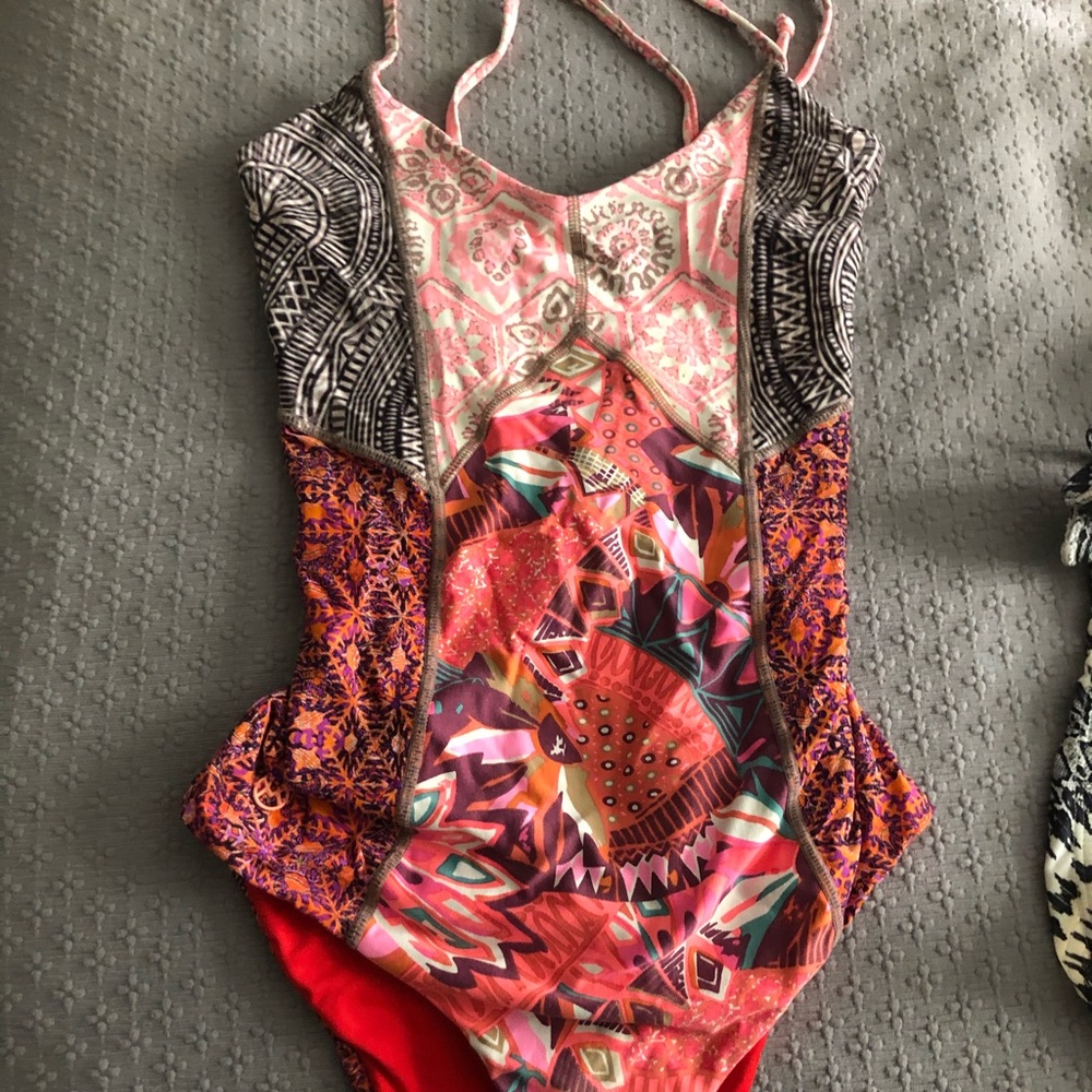 COPY - Maaji My Favorite Route Reversible Swimsui…